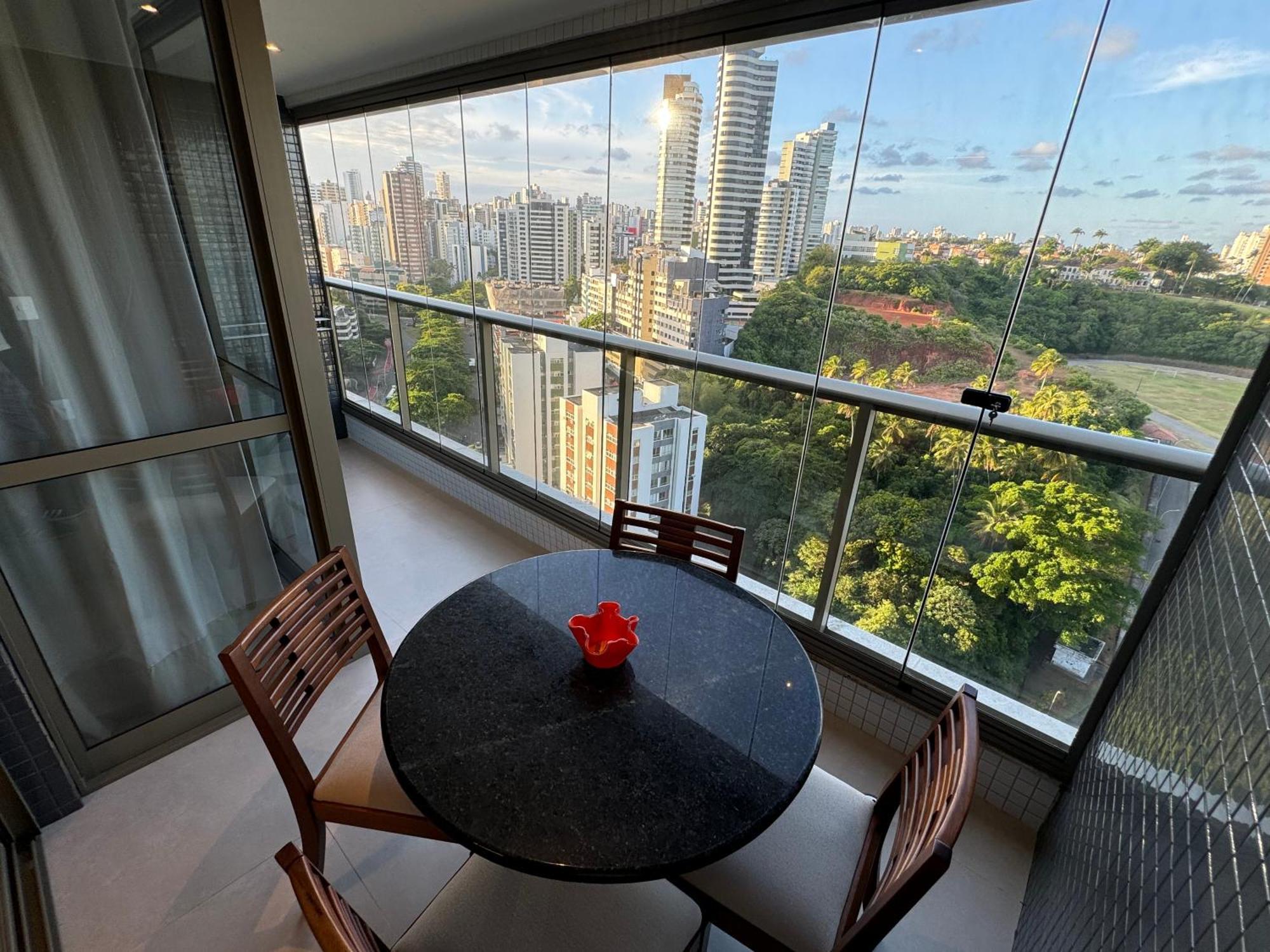 Class Bc1805 Pe Na Areia Barra Ondina Apartamento